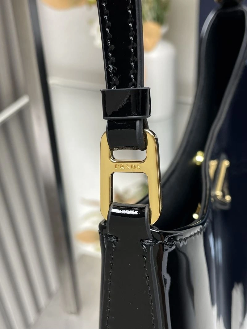 Prada Hobo Bags Sporty 66541