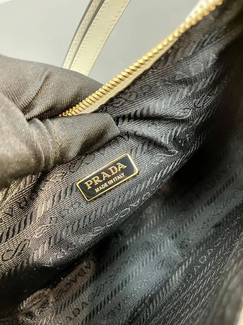 Cozy Prada Hobo Bags 66546