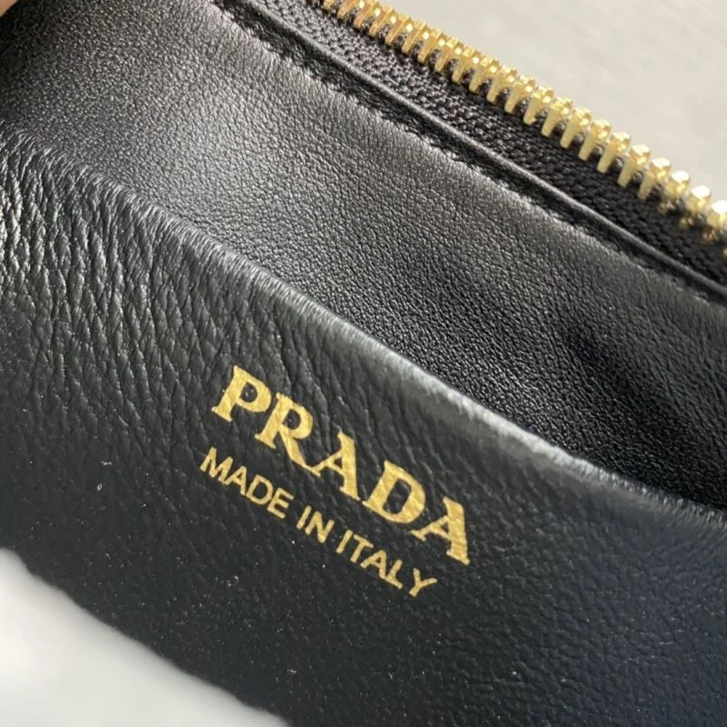 Prada Hobo Bags GoodFit 45193