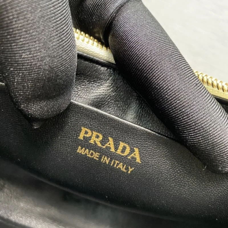 SmoothTexture Prada Hobo Bags 45192