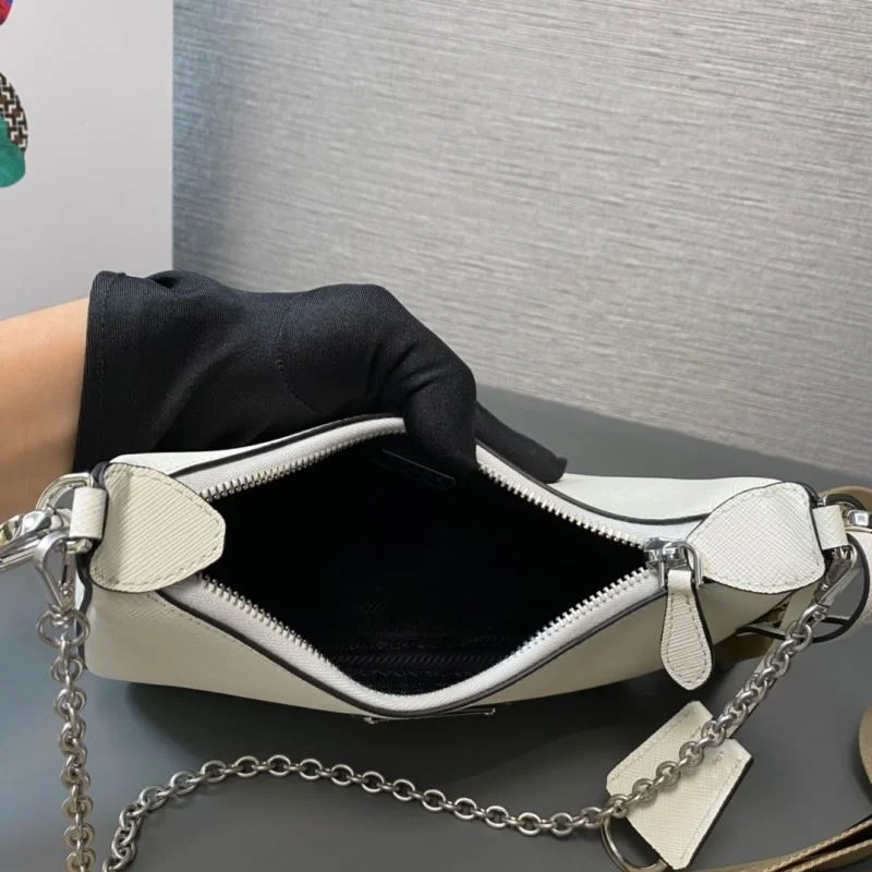Chic Prada Hobo Bags 45188