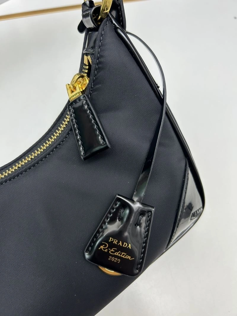 Prada Hobo Bags Reliable 83113