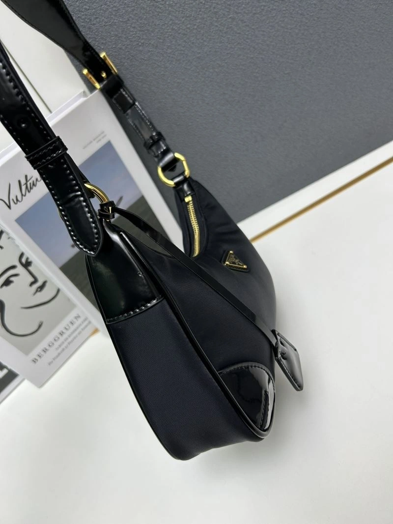 Prada Hobo Bags Reliable 83113