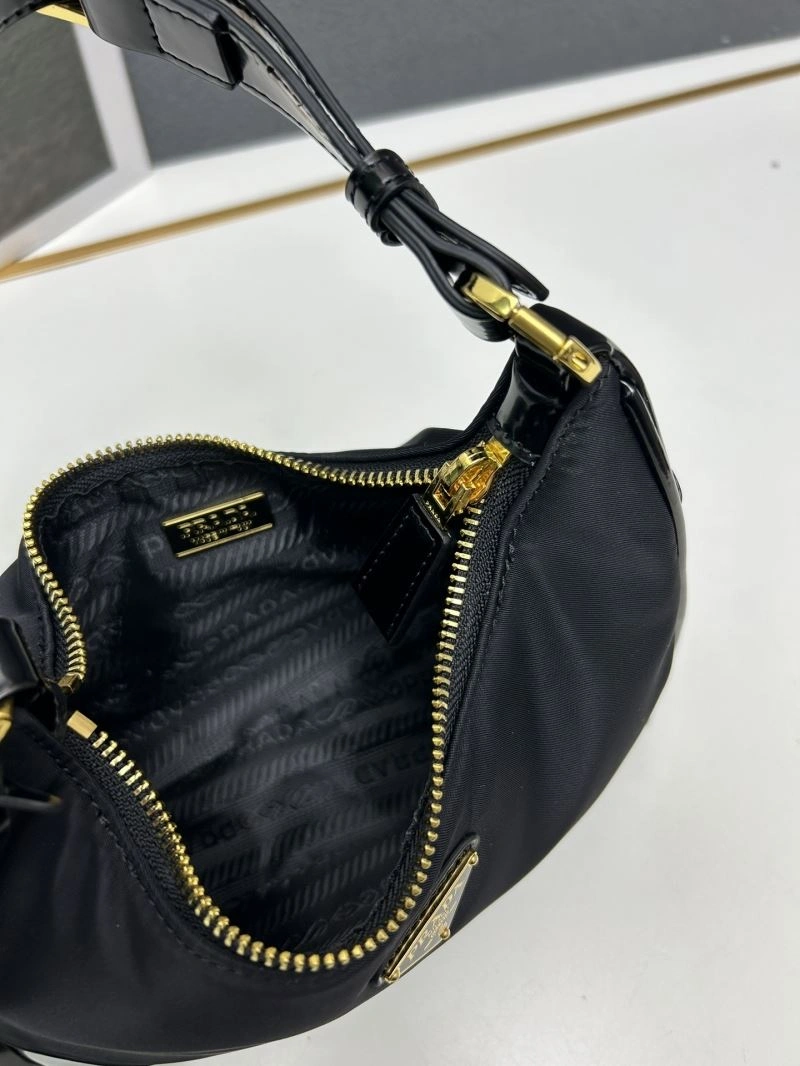 Prada Hobo Bags Reliable 83113