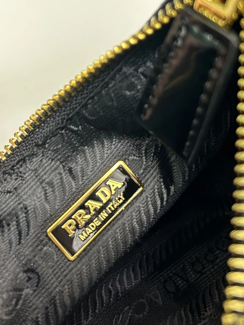 Prada Hobo Bags Reliable 83113