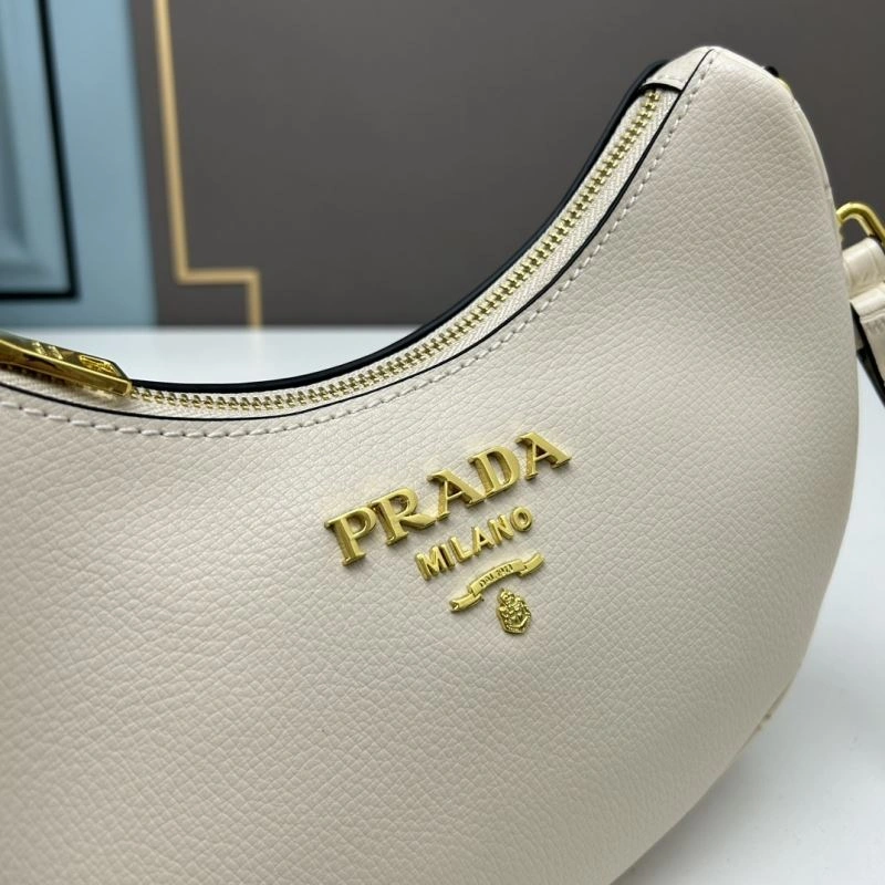 Prada Hobo Bags Lightweight 83079