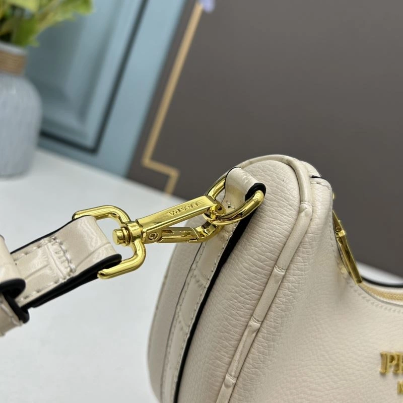 Prada Hobo Bags Lightweight 83079