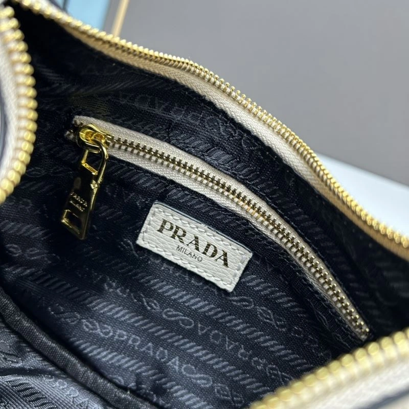 Prada Hobo Bags Lightweight 83079