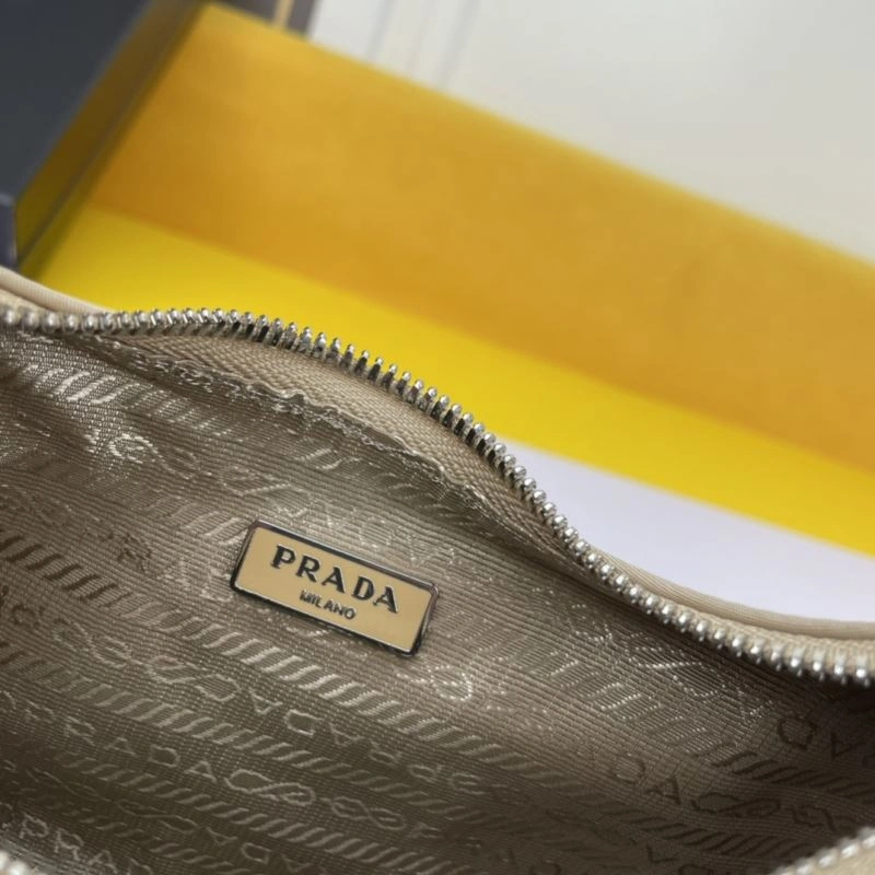 FlexibleFit Prada Hobo Bags 83065