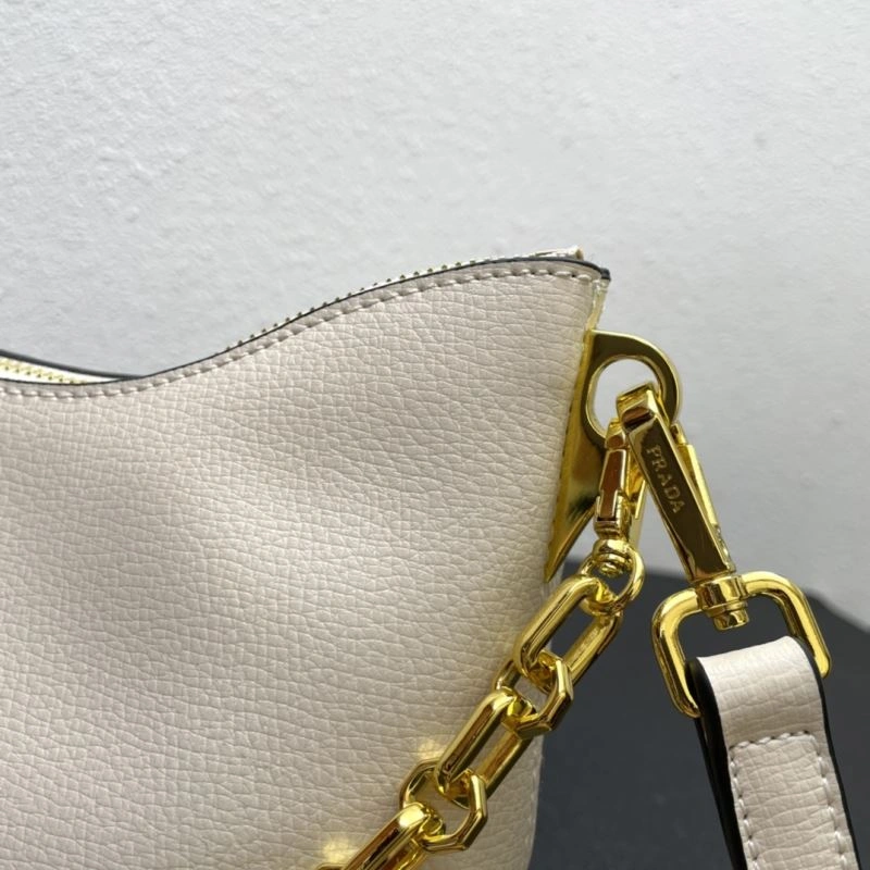 Durable Prada Hobo Bags 83047
