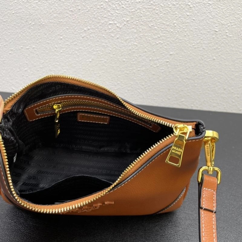Prada Hobo Bags Sleek 83038