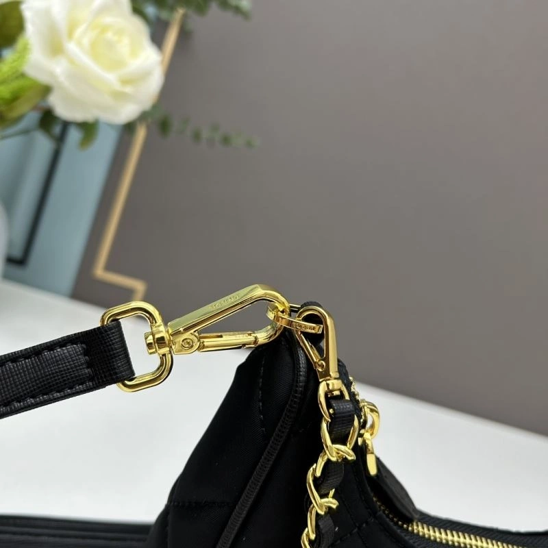 Vibrant Prada Hobo Bags 83061