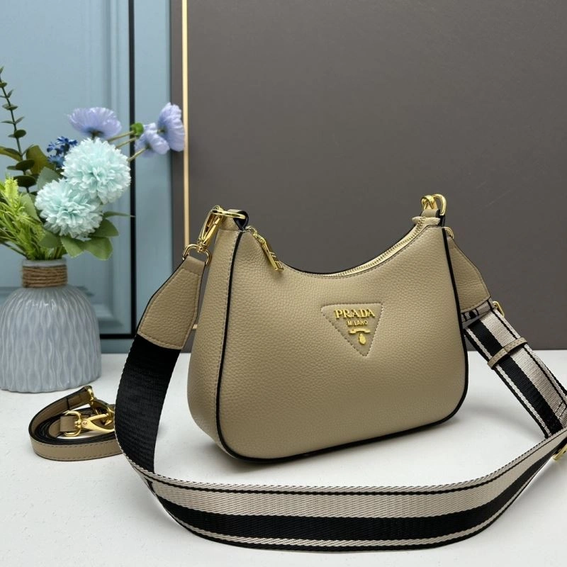 Prada Hobo Bags Stylish 83077