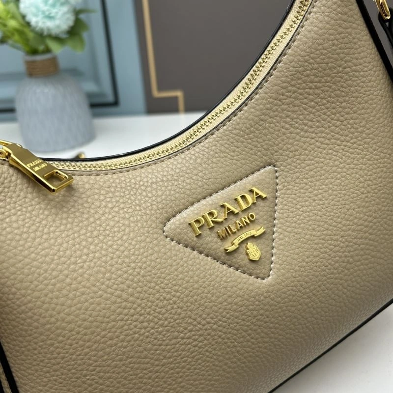 Prada Hobo Bags Stylish 83077