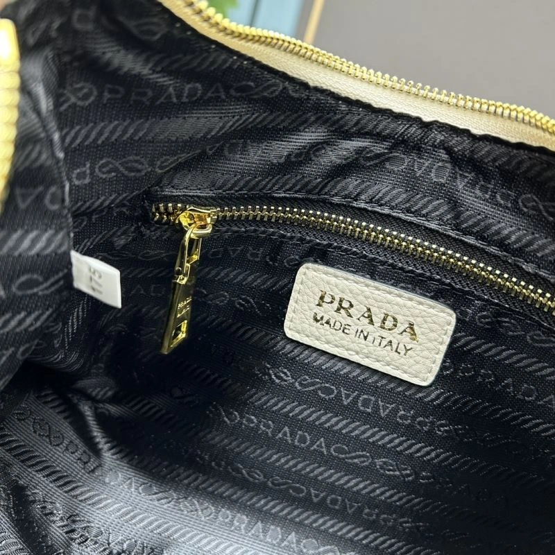 Prada Hobo Bags Functional 83002