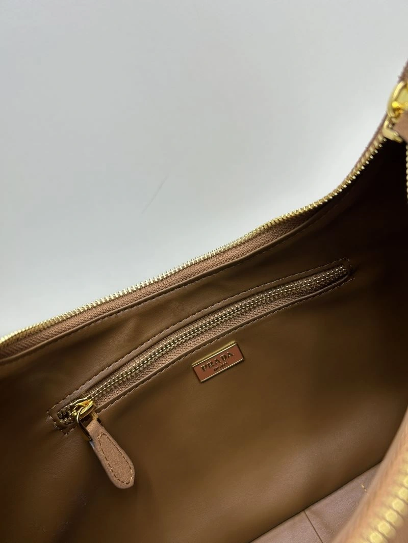 Prada Hobo Bags Minimalist 82992