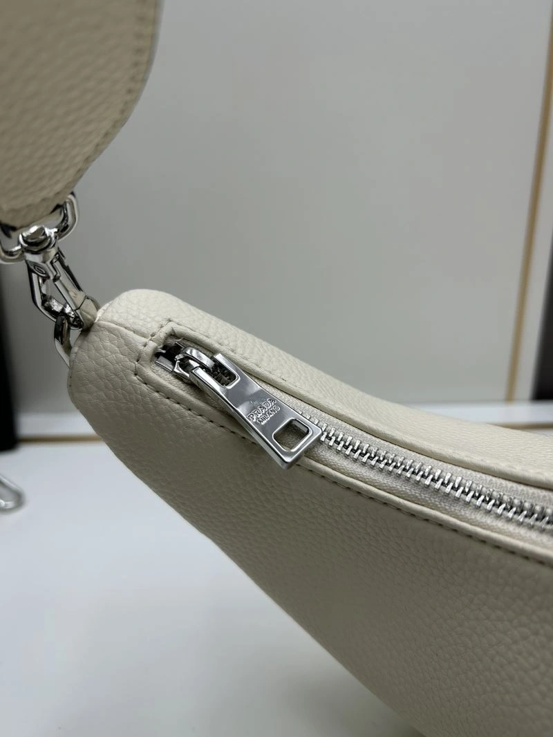 MultiPurpose Prada Hobo Bags 82979