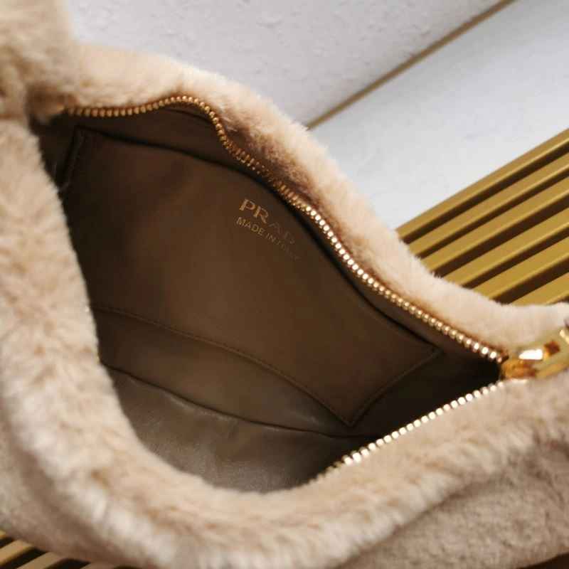 Supportive Prada Hobo Bags 74907