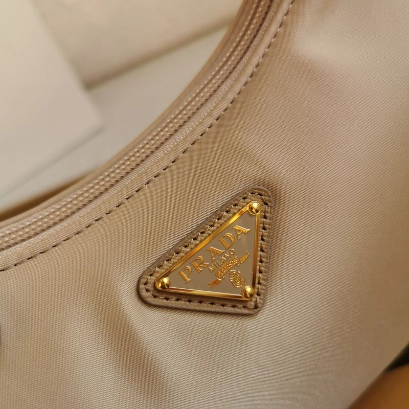 Prada Hobo Bags Sporty 74888