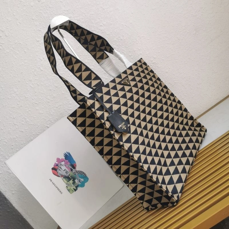 Prada Hobo Bags Elegant 74886