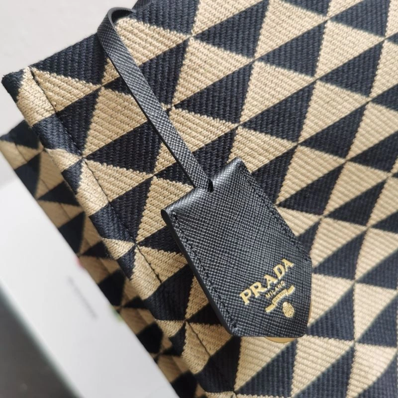 Prada Hobo Bags Elegant 74886