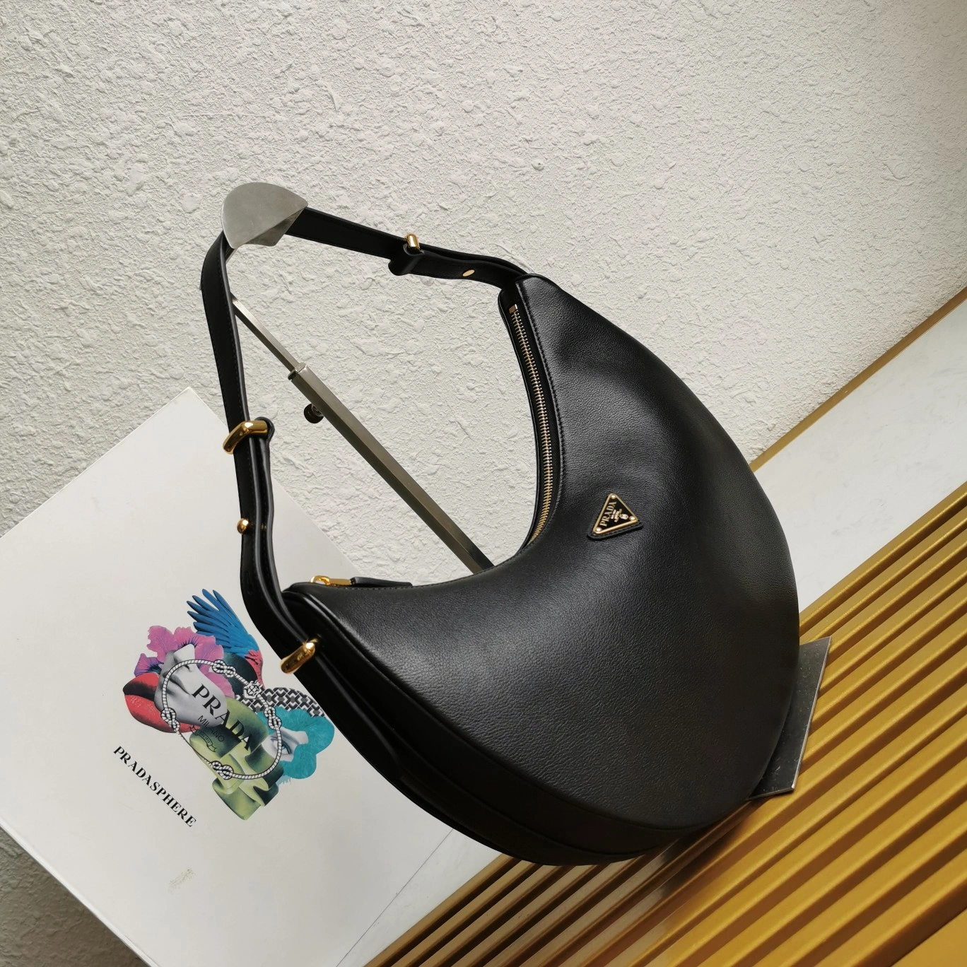 Prada Hobo Bags Durable 73698