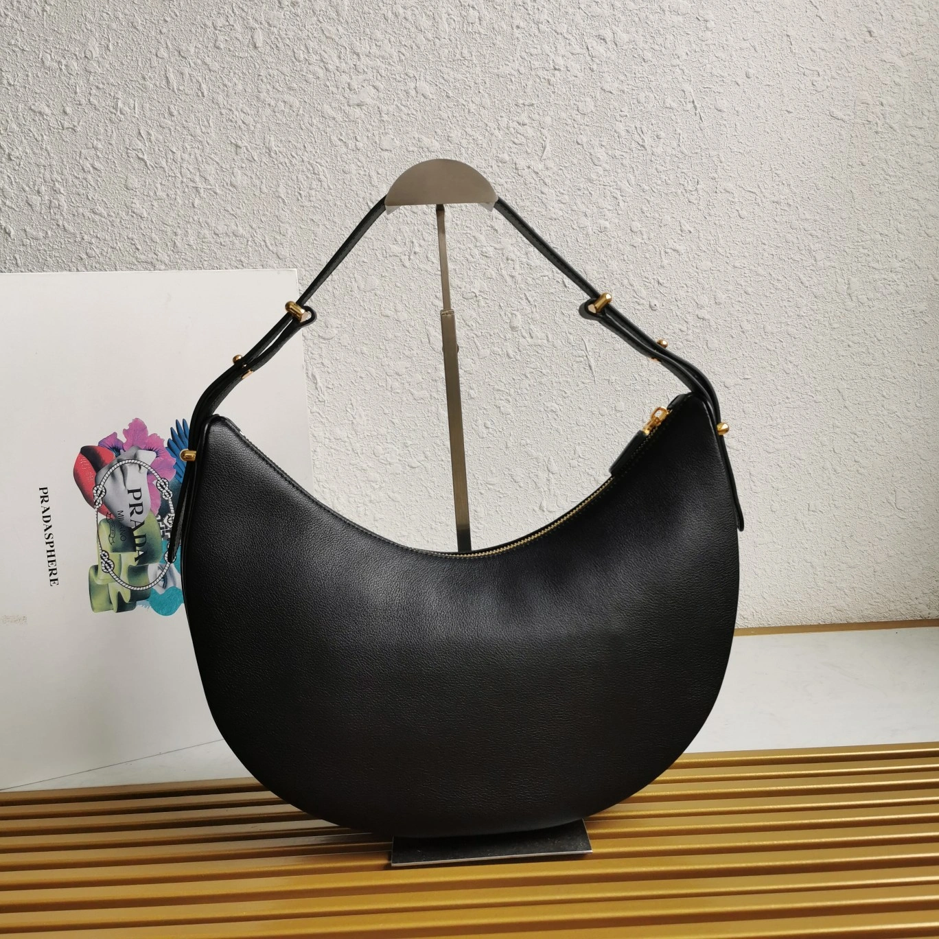 Prada Hobo Bags Durable 73698