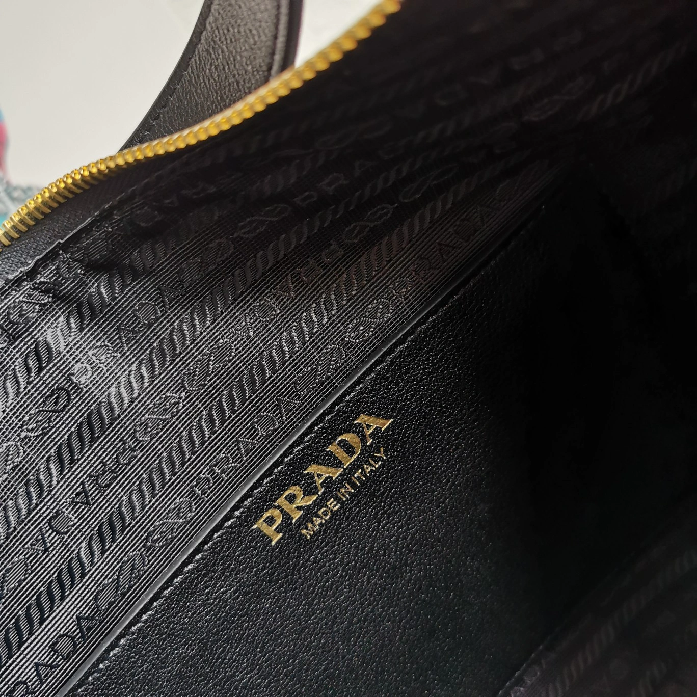 Prada Hobo Bags Durable 73698