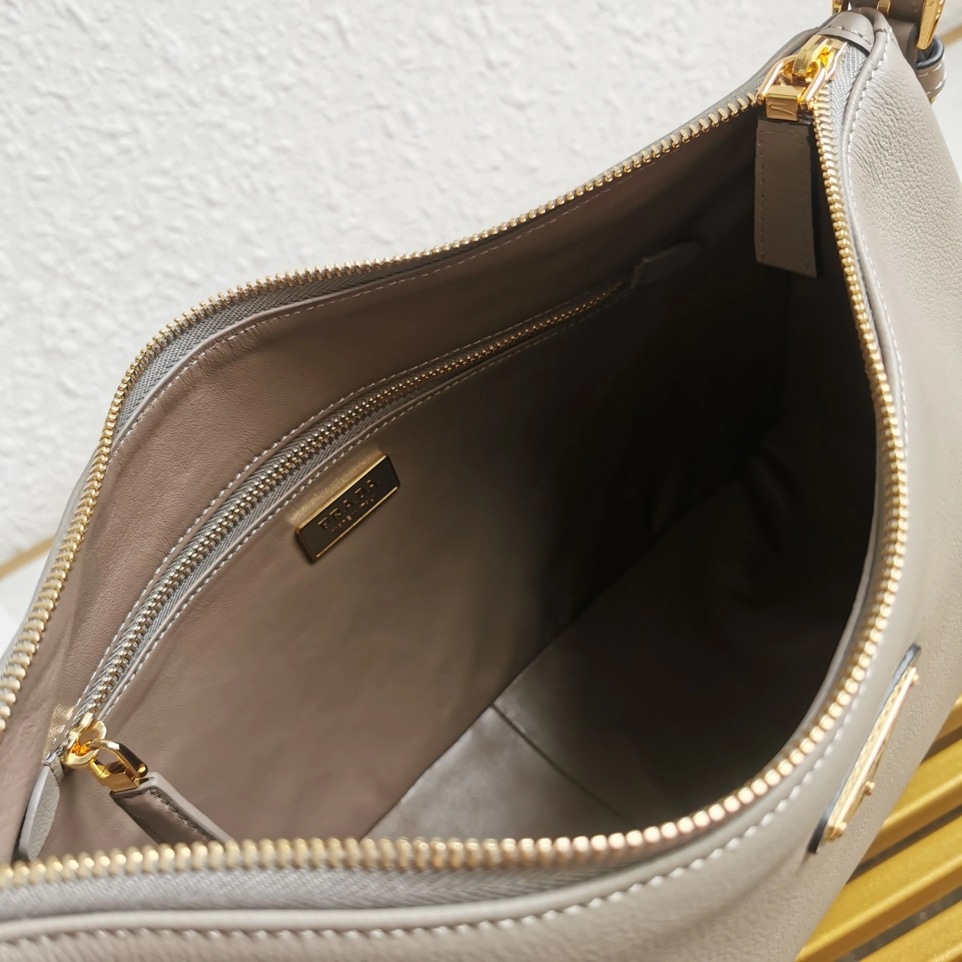 Prada Hobo Bags Timeless 71595