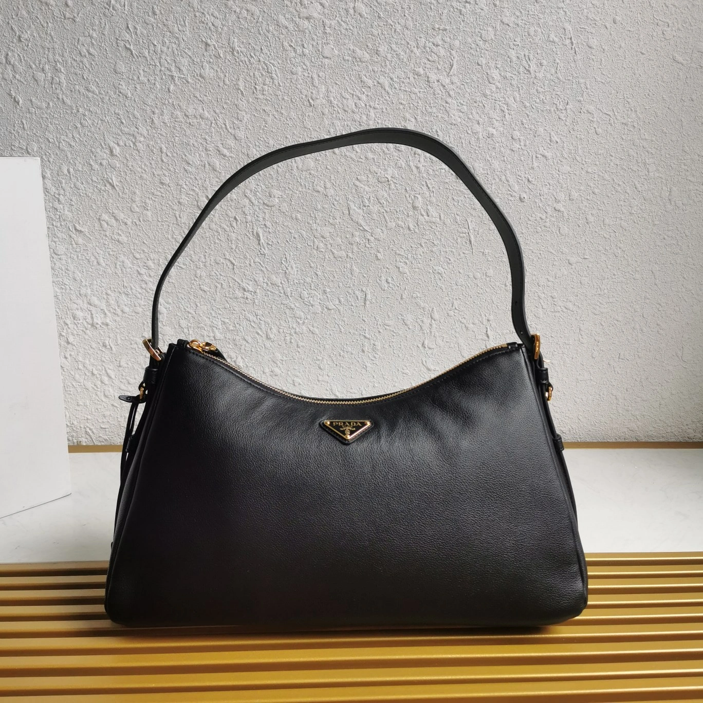 Prada Hobo Bags Unique 71628