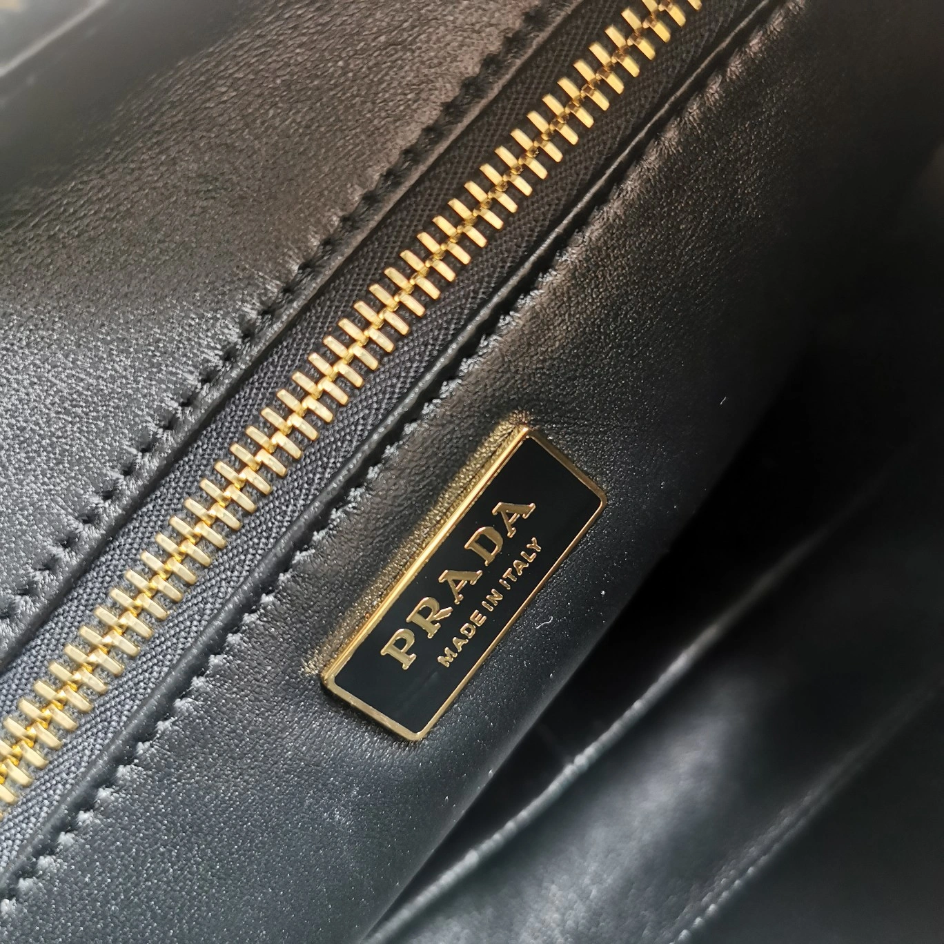 Prada Hobo Bags Unique 71628