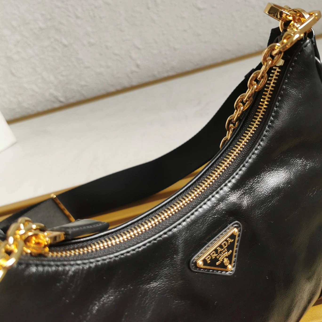 Popular Prada Hobo Bags 71594