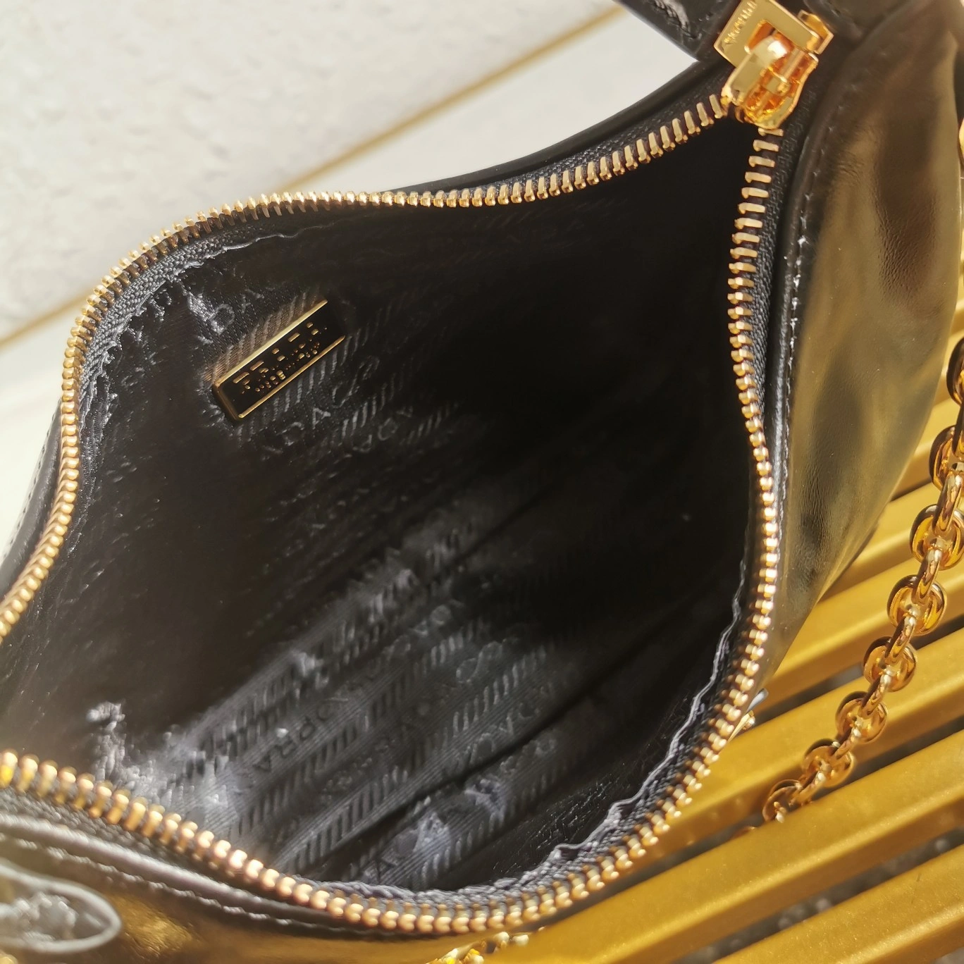 Popular Prada Hobo Bags 71594