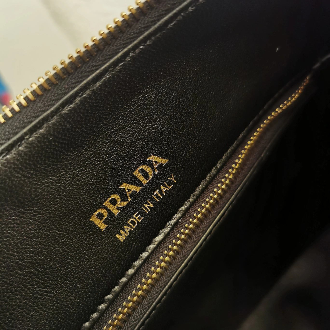 Prada Hobo Bags WellDesigned 71593
