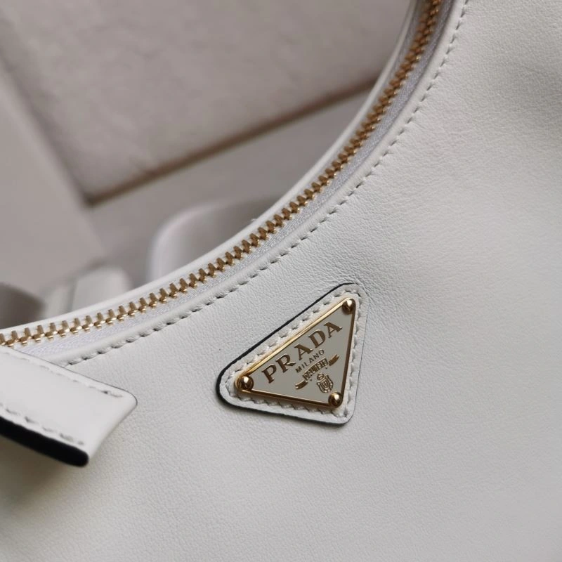 Resilient Prada Hobo Bags 66447