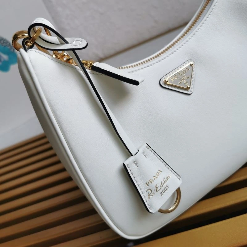 Resilient Prada Hobo Bags 66447
