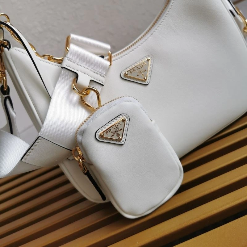 Resilient Prada Hobo Bags 66447