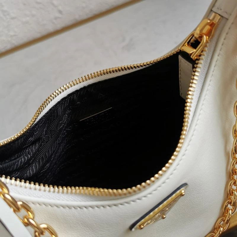 Resilient Prada Hobo Bags 66447