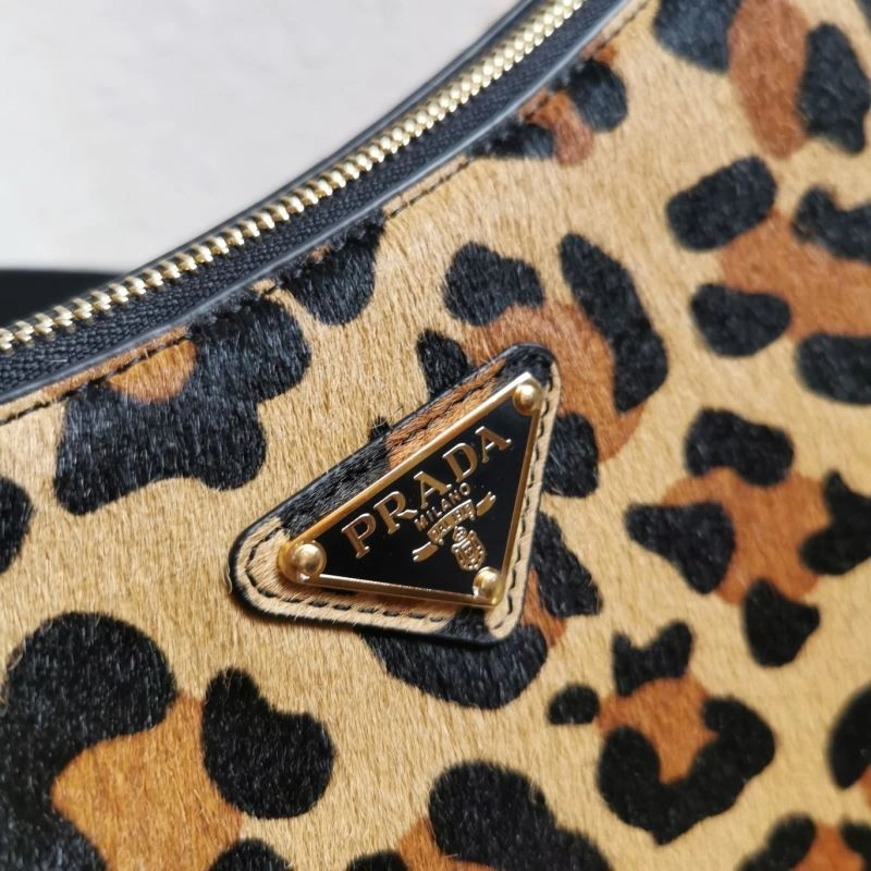 Prada Hobo Bags GoodFit 60668
