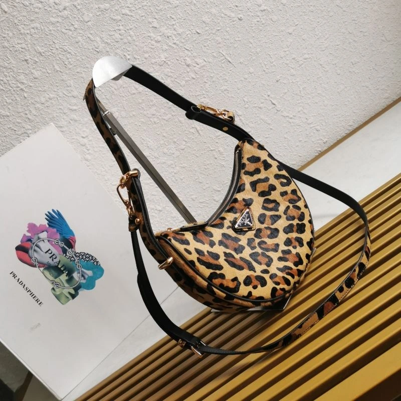 Prada Hobo Bags EyeCatching 60667