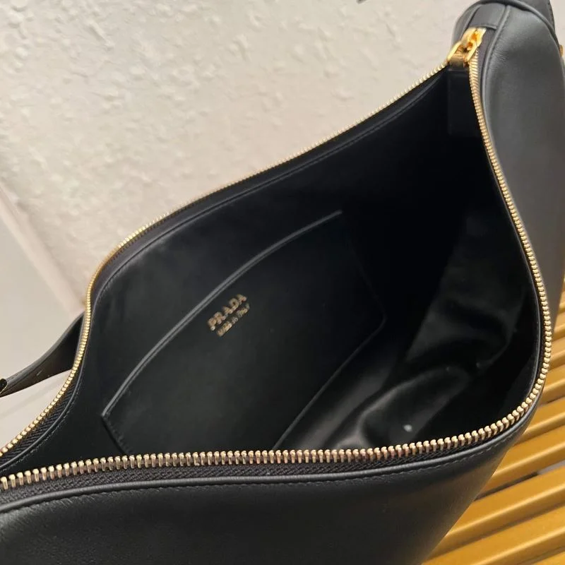 Prada Hobo Bags Effortless 45084