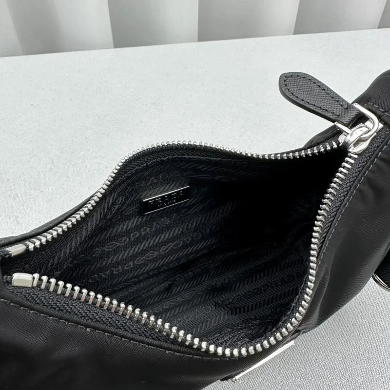 Prada Hobo Bags Chic 55638