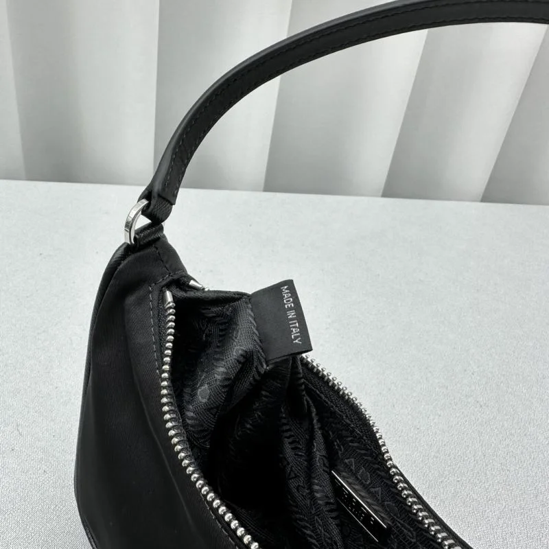 Prada Hobo Bags Chic 55638