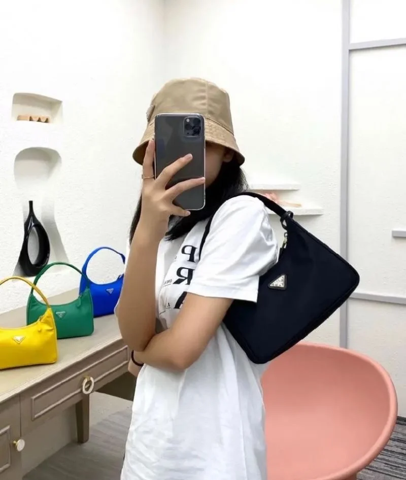 Prada Hobo Bags Chic 55638