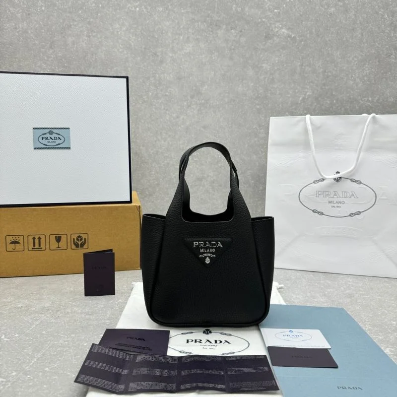 Prada Hobo Bags Sophisticated 55630
