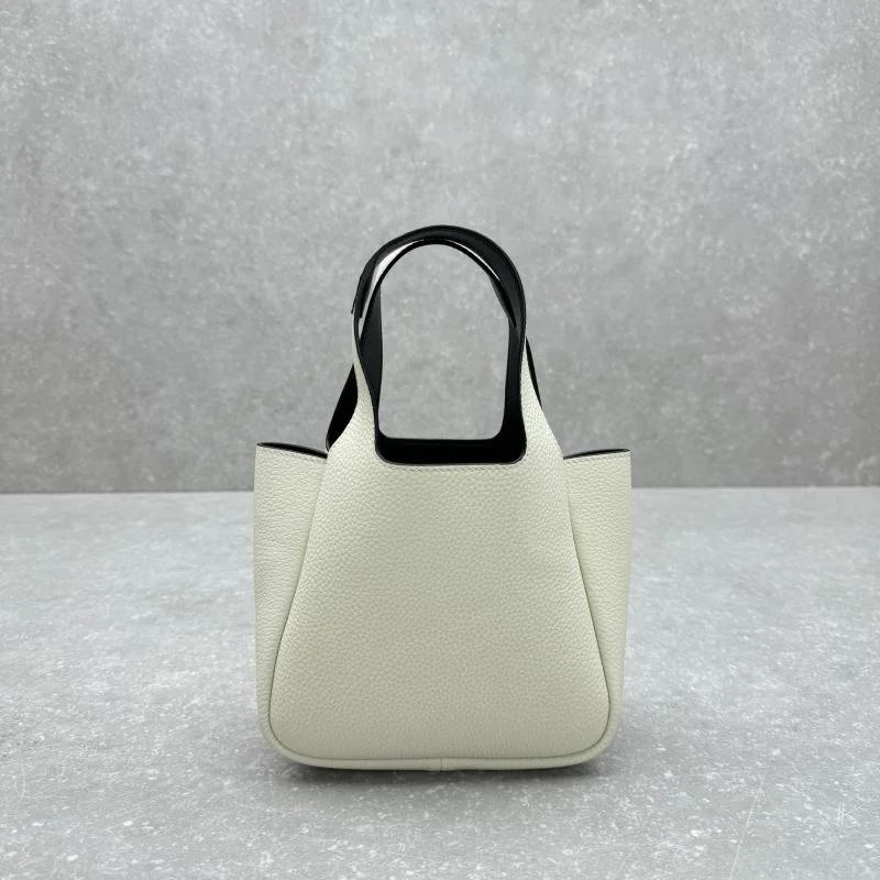 Prada Hobo Bags RelaxedFit 55665