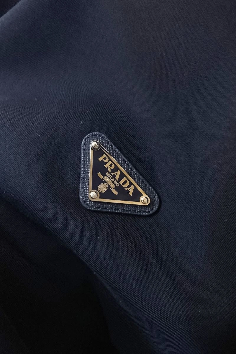 Prada Hoodies Resilient 171729