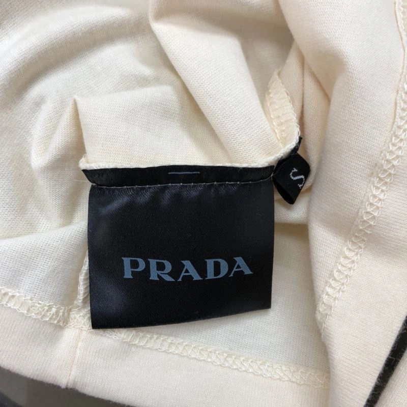 Bold Prada Hoodies 171770