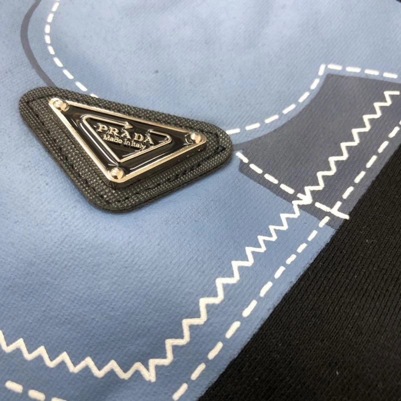 Prada Hoodies Neat 171718