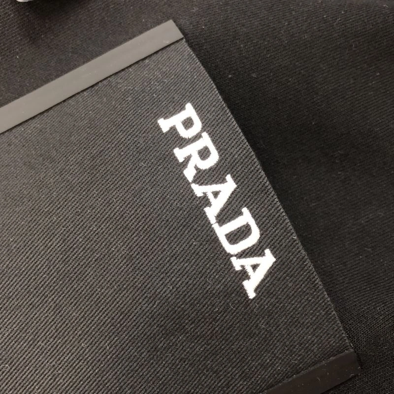 Unisex Prada Hoodies 171716